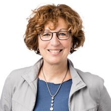 Porträt von Dr. Susanne Schön