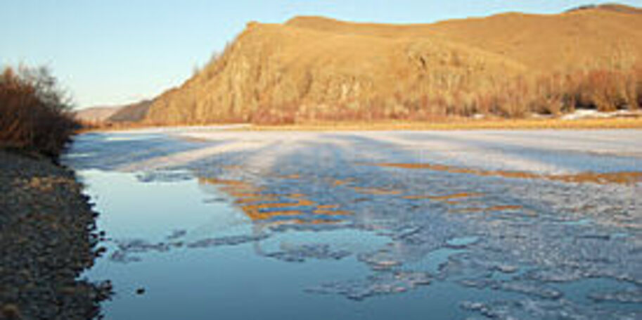 Fluss in der Mongolei 